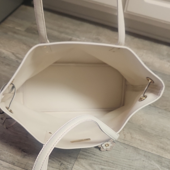 Michael Kors Blush and Cream Tote - Picture 10 of 13